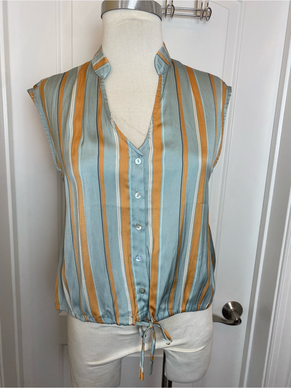 Grade & Gather Boxy Fit Beach Stripe Top With Bottom Tie Small